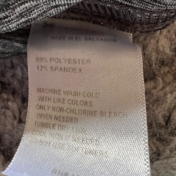 Pair of Reebok Leggings - Picture 5 of 6